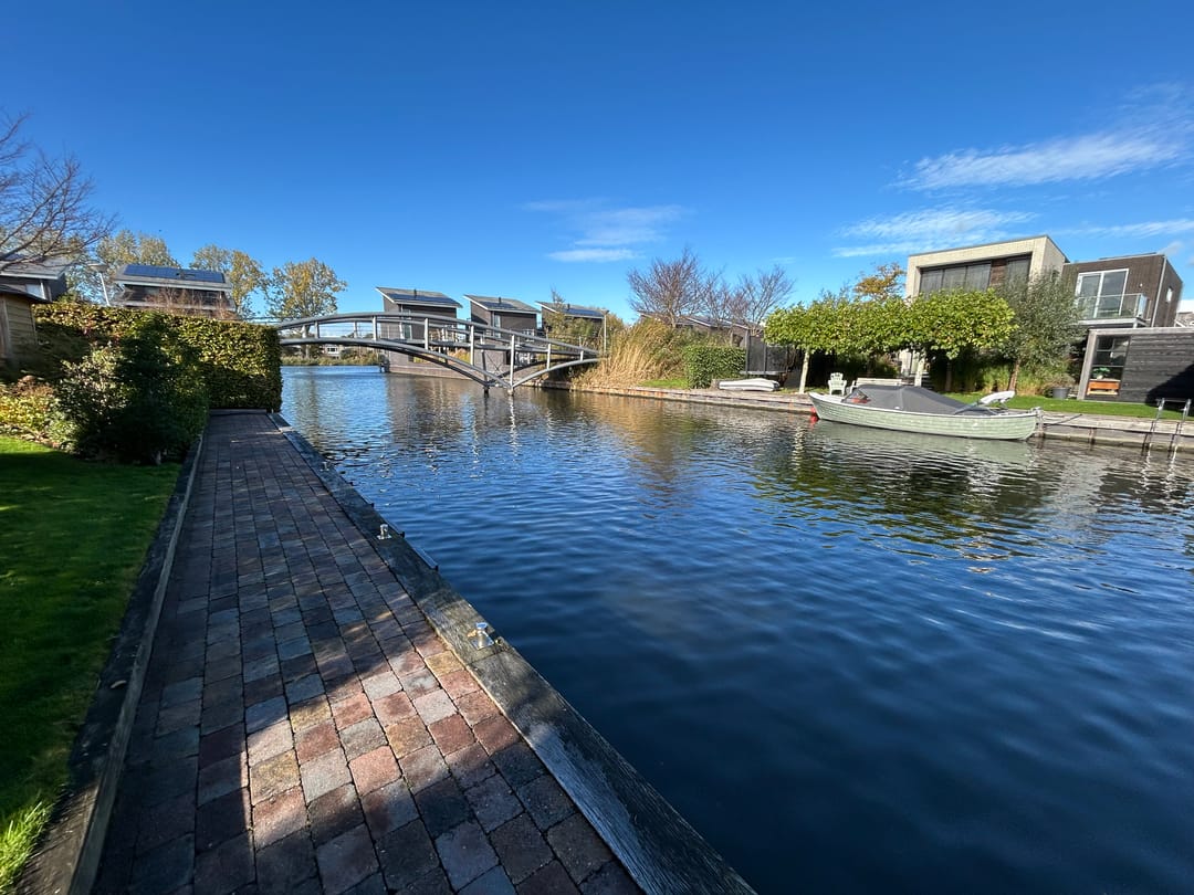 Foto 2 van Duiker 16