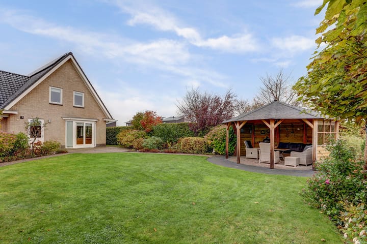 Foto 24 van Duiker 16