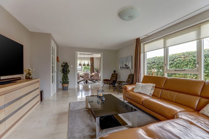 Foto 30 van Duiker 16