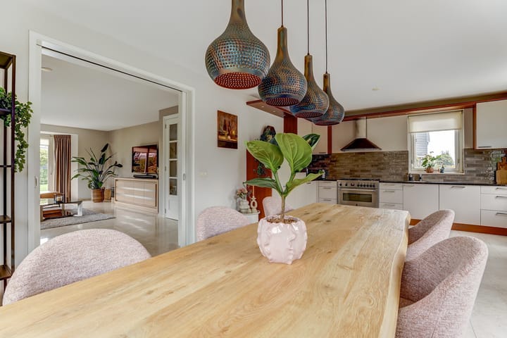 Foto 32 van Duiker 16