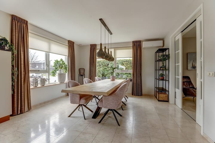 Foto 39 van Duiker 16