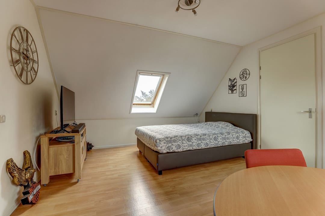 Foto 47 van Duiker 16