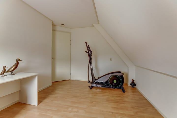 Foto 50 van Duiker 16