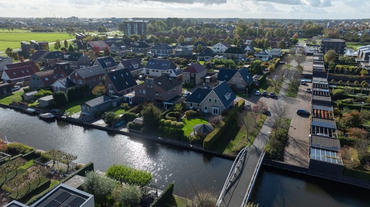 Foto 60 van Duiker 16