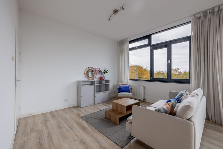 Foto 4 van Teylersplein 2-B2