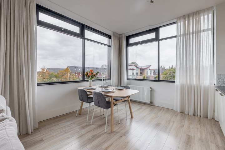 Foto 5 van Teylersplein 2-B2