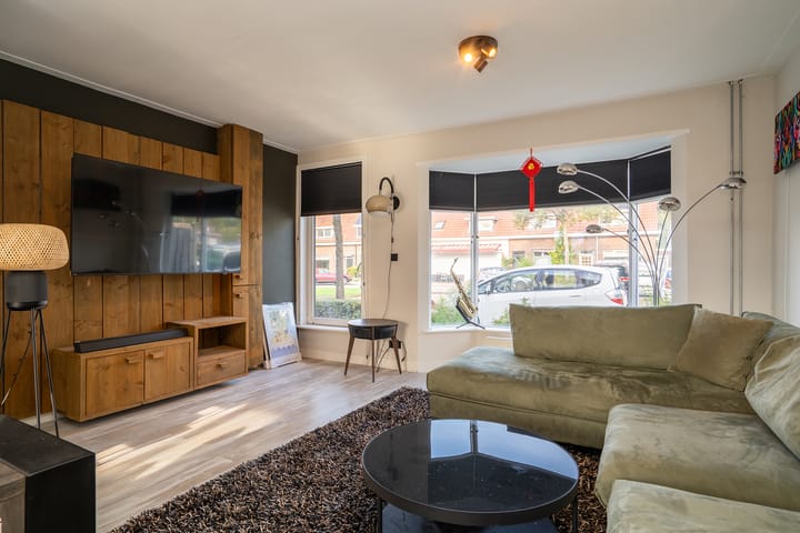 Photo 2 of Mercuriusstraat 13