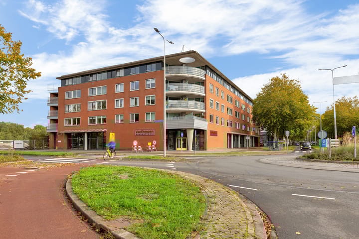 Photo 34 of Europalaan 38