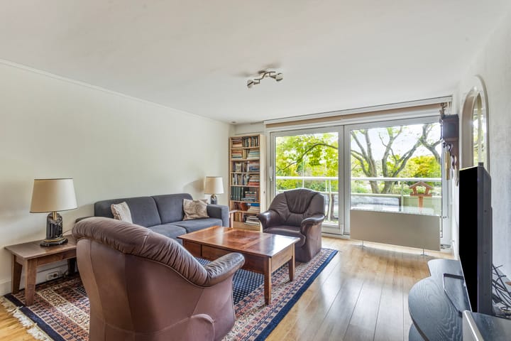 Photo 2 of De Roerdomp 13