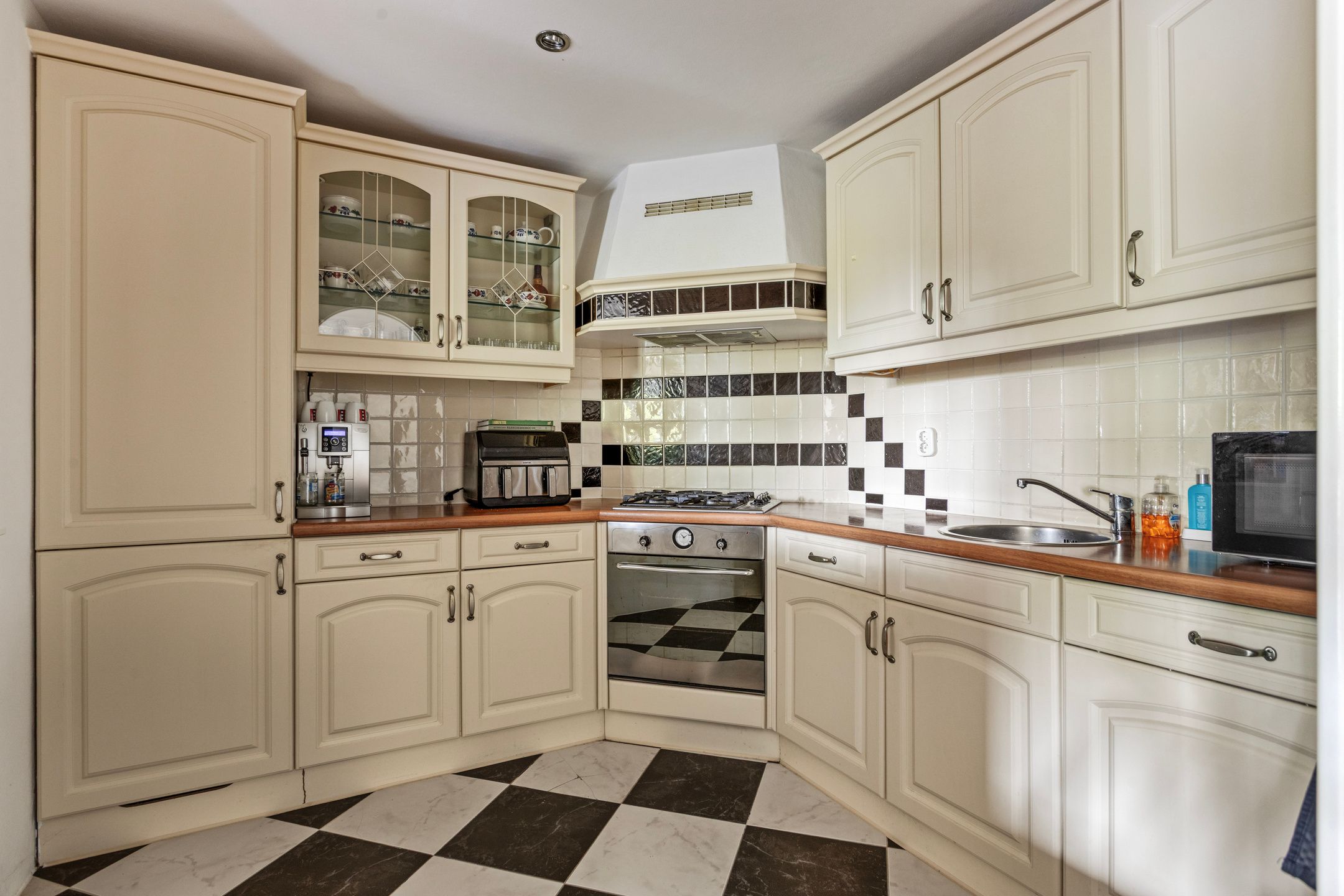 Photo 3 of De Roerdomp 13