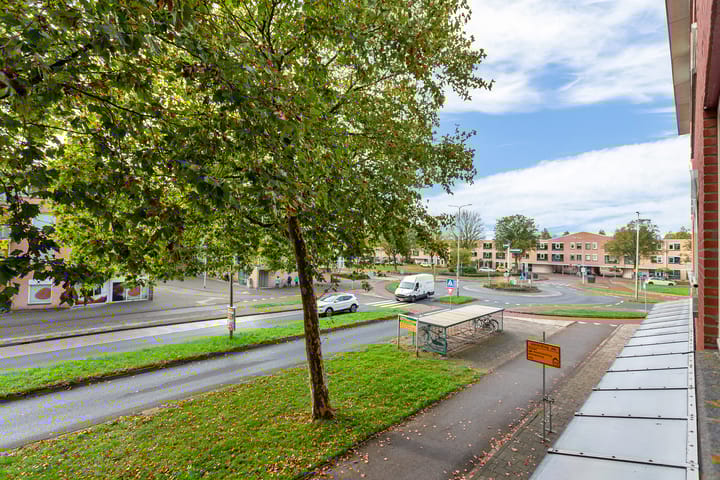 Photo 32 of Europalaan 38