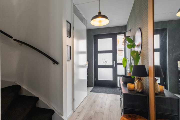 Photo 2 of Koningin Máximalaan 50