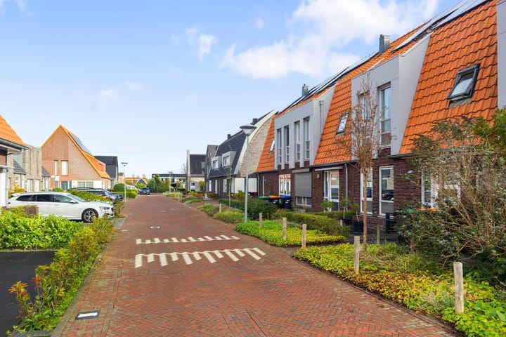 Photo 28 of Koningin Máximalaan 50