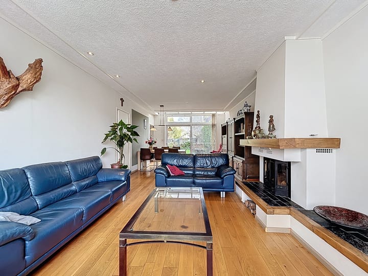 Photo 4 of Dorpsplein 35