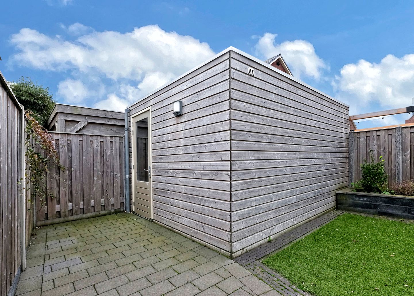 Foto 25 van Duizendbladweg 36