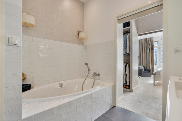 Foto 25 van Nicolaas Maesstraat 37-3