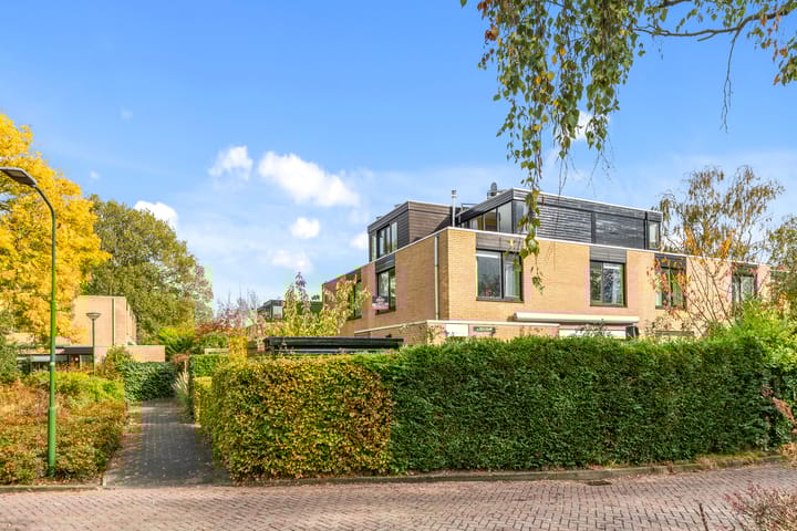 Photo 2 of Tulpentuin 90