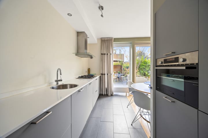 Photo 17 of Tulpentuin 90