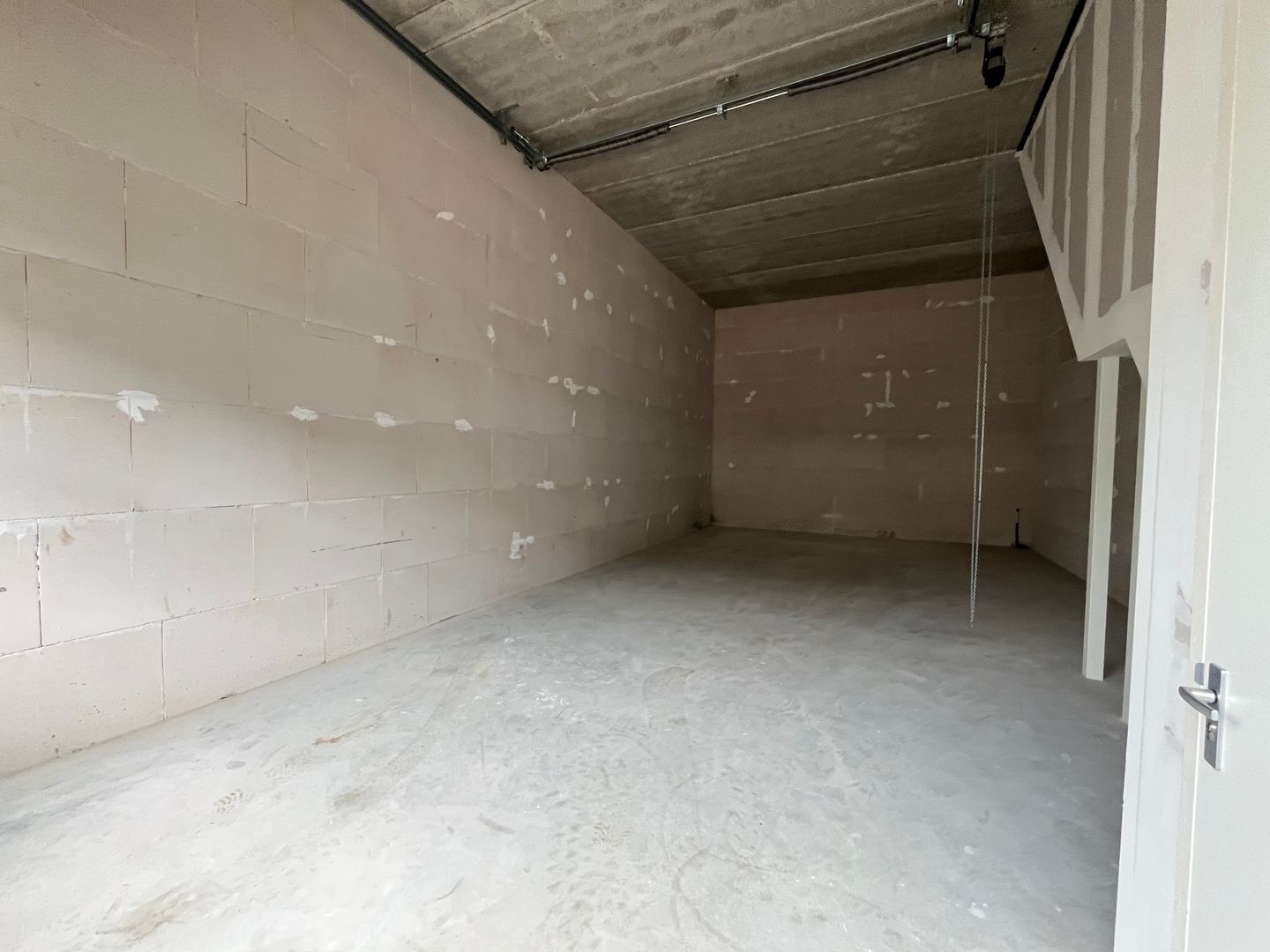 View photo 3 of Overvliet 167