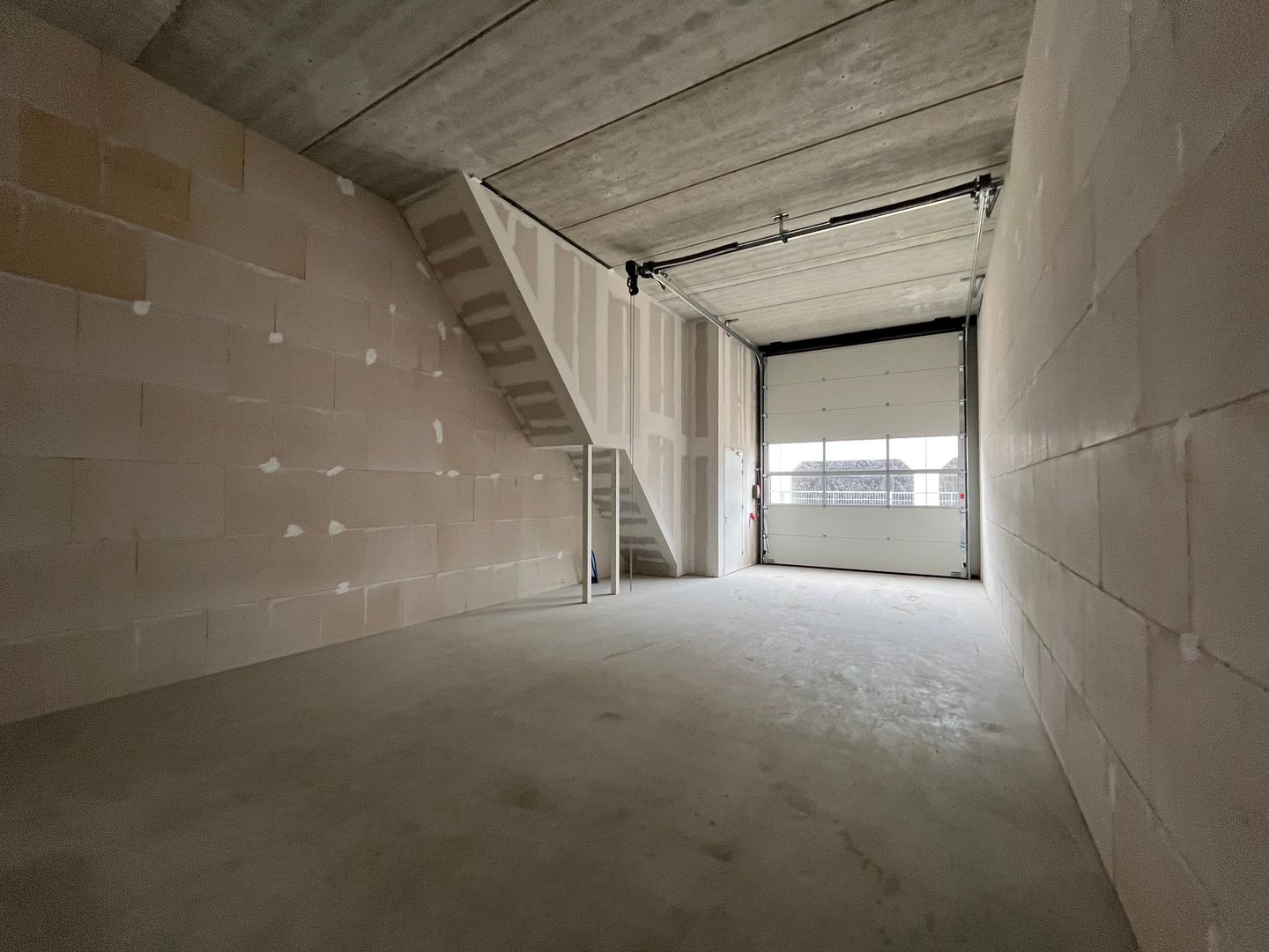 View photo 5 of Overvliet 167