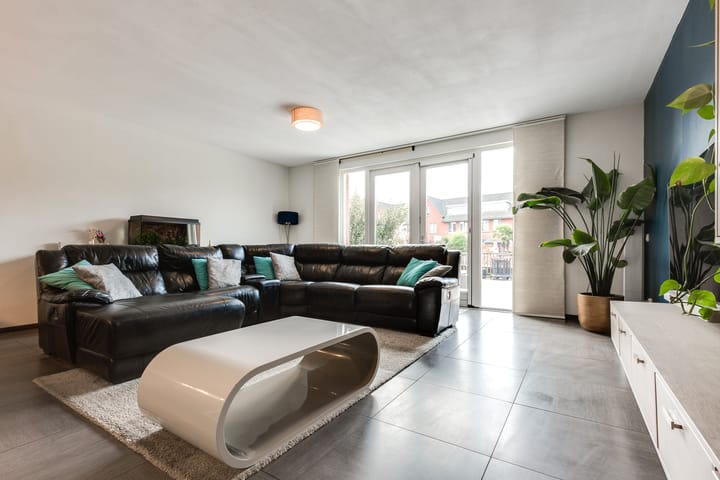 Photo 2 of Koegelwieckplantsoen 12