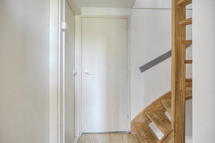 Foto 10 van Anemoonstraat 13