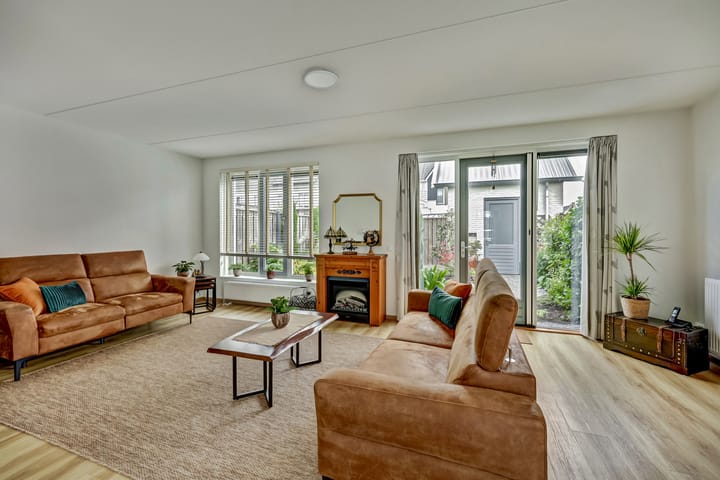 Photo 3 of De Stijl 2