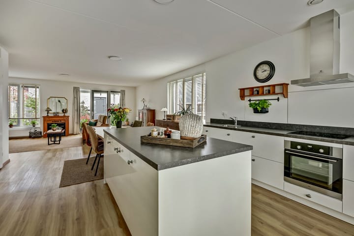 Photo 4 of De Stijl 2