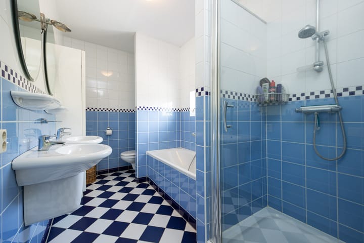 Photo 28 of Johan Frisolaan 49