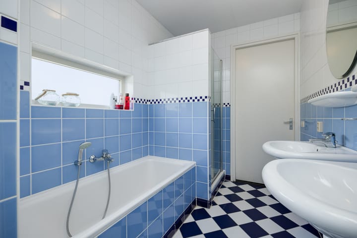 Photo 29 of Johan Frisolaan 49