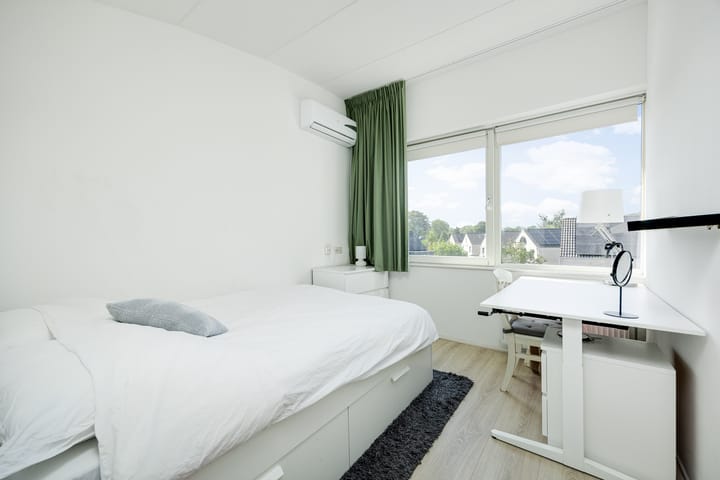 Photo 32 of Johan Frisolaan 49