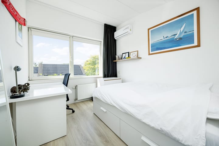 Photo 34 of Johan Frisolaan 49