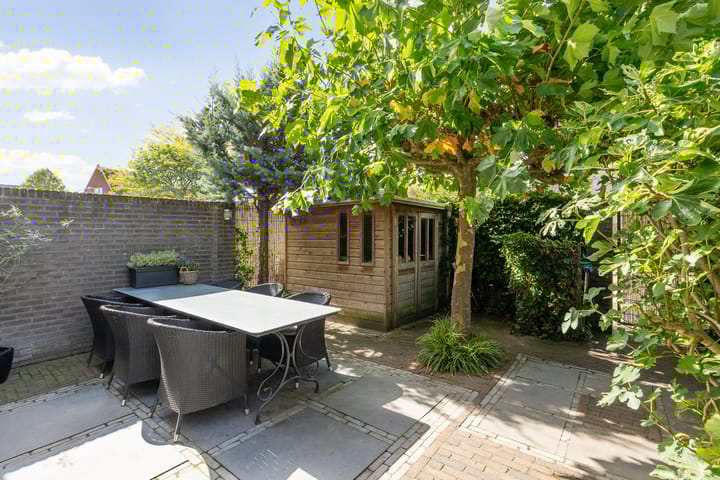 Photo 35 of Johan Frisolaan 49