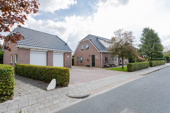 Photo 3 of Bremstraat 18