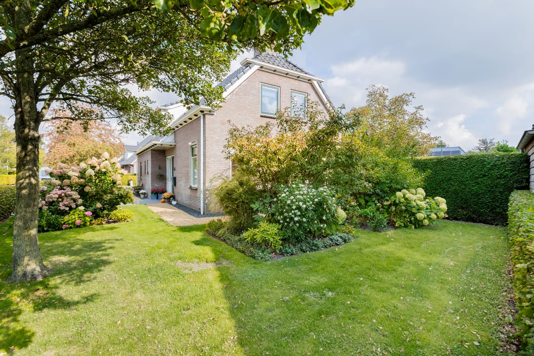 Photo 1 of Bremstraat 18