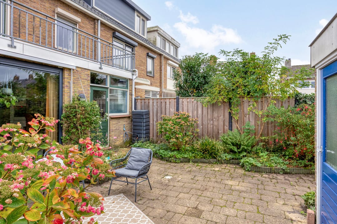 Photo 28 of Lorentzstraat 33