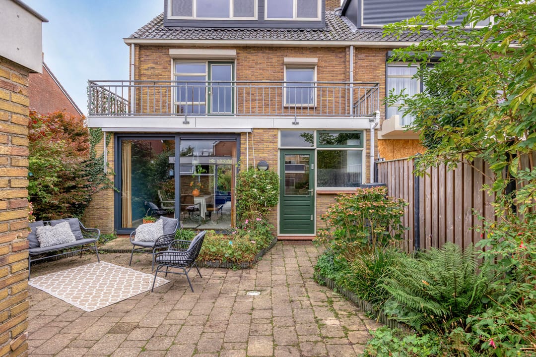 Photo 31 of Lorentzstraat 33