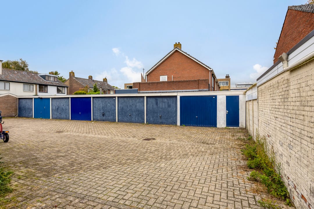 Photo 32 of Lorentzstraat 33