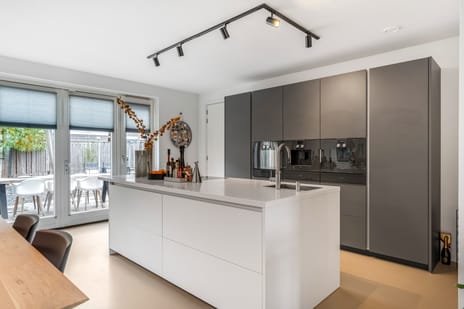 Bruine Eikenpage 52 tertiary image