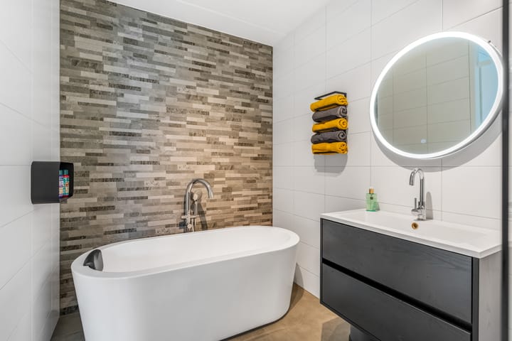 Foto 4 van Bruine Eikenpage 52