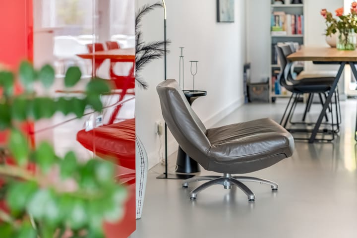 Foto 11 van Bruine Eikenpage 52