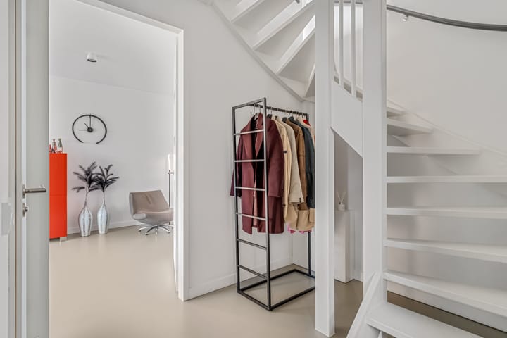 Foto 24 van Bruine Eikenpage 52