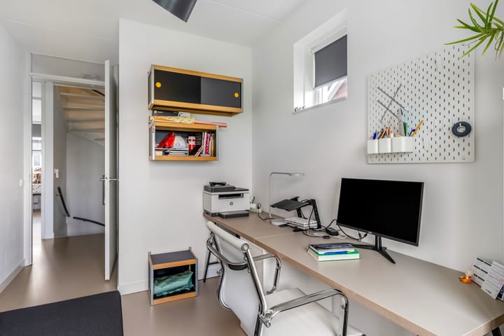 Foto 31 van Bruine Eikenpage 52