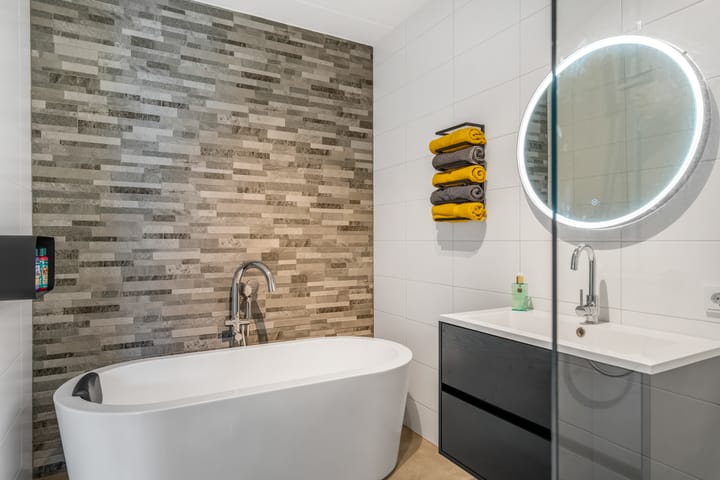 Foto 35 van Bruine Eikenpage 52