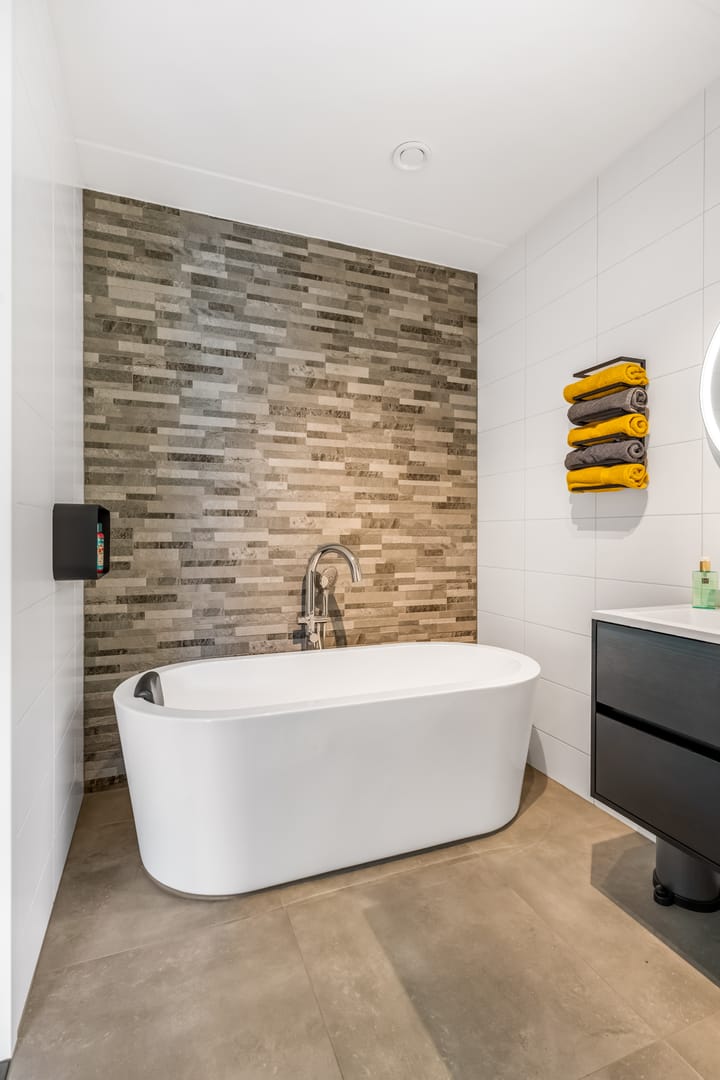 Foto 36 van Bruine Eikenpage 52