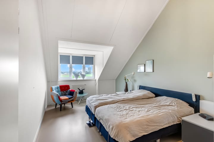 Foto 42 van Bruine Eikenpage 52