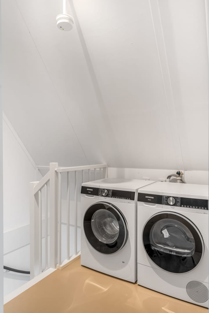 Foto 46 van Bruine Eikenpage 52