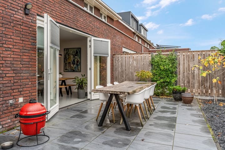 Foto 54 van Bruine Eikenpage 52