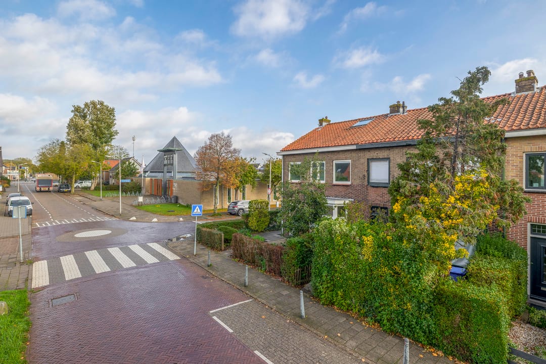 Photo 2 of Zuideindseweg 13