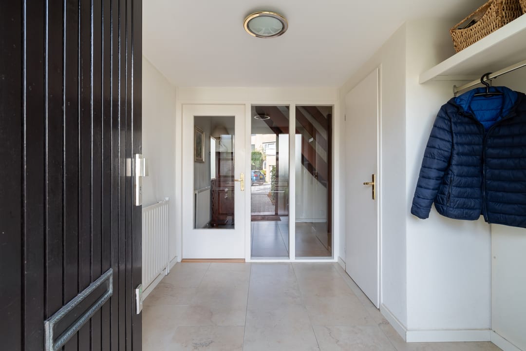 Foto 17 van Stokroos 28